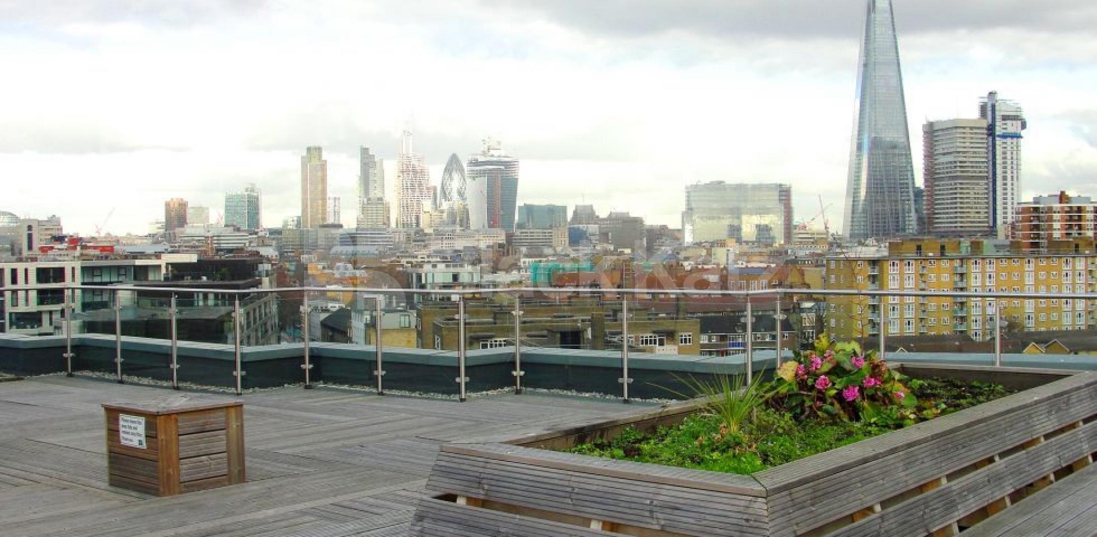 Flooded with natural light,south facing & dual aspect  Boulevard Mansions.Borough Road, Borough